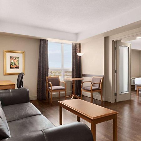 Royal Hotel Calgary, Trademark Collection By Wyndham Eksteriør billede