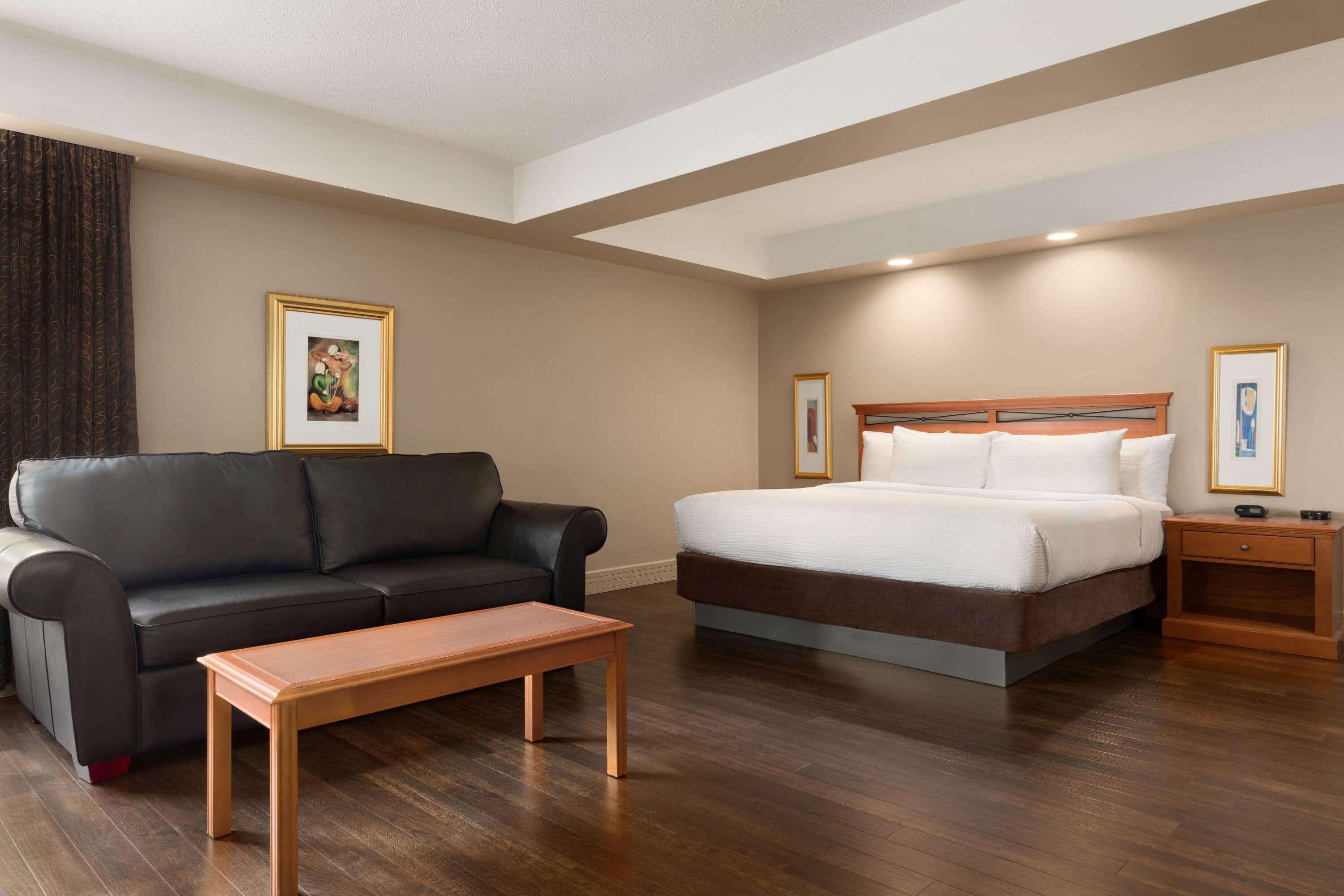 Royal Hotel Calgary, Trademark Collection By Wyndham Eksteriør billede